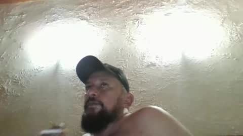 gustavo1350 online show from February 17, 2:32 am