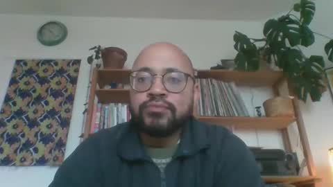 guy_wood15 online show from January 7, 9:25 am