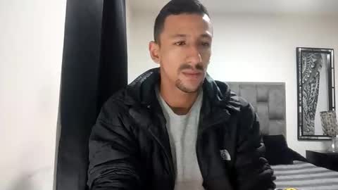 karim online show from April 16, 8:25 am