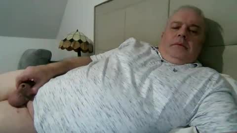 haggisstop online show from December 4, 6:37 pm