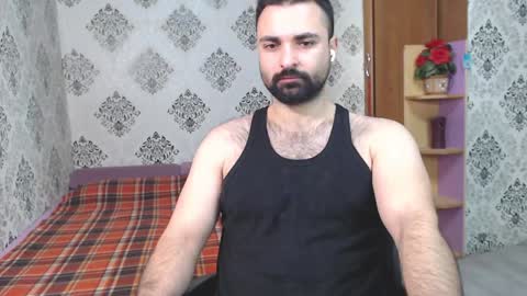 Snapshot of hairy_tyler666 chatting on December 25, 12:48 am Hairy Tyler online show from December 25, 12:48 am
