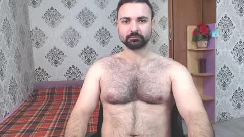 Snapshot of hairy_tyler666 chatting on December 21, 10:39 am Hairy Tyler online show from December 21, 10:39 am