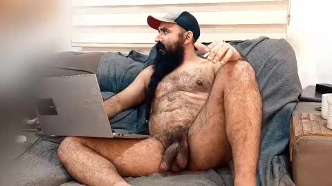 Hairy Beard Smoker online show from May 27, 3:03 am