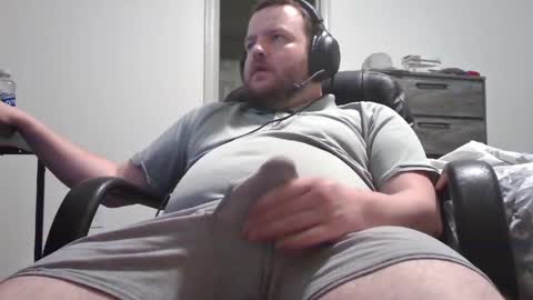 hairymikey online show from April 18, 5:53 am