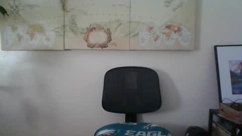 Snapshot of hairypussylover089 chatting on February 27, 4:20 am hairypussylover089 online show from February 27, 4:20 am