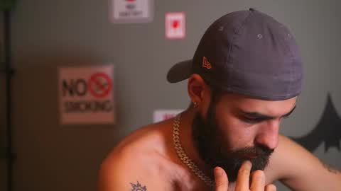 HairyRobXxX online show from November 30, 10:56 pm