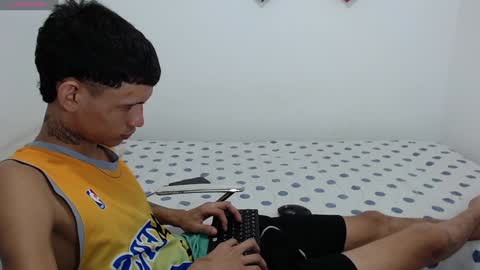 halan_demon online show from February 2, 1:23 am