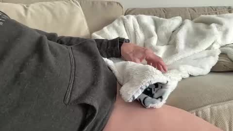 relax online show from February 4, 3:18 pm