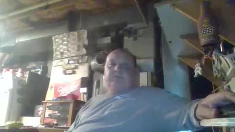 naked man online show from May 2, 3:53 am