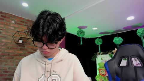 leonardfarrucknick and otis online show from March 20, 12:31 pm