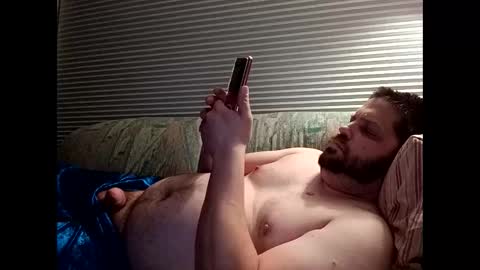 handsomedaddy198923 online show from October 26, 6:59 am