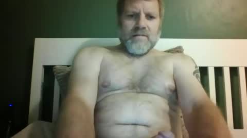 Snapshot of handyman1968 chatting on October 11, 11:53 pm handyman1968 online show from October 11, 11:53 pm