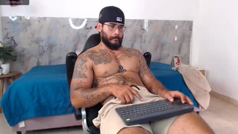 hanz_col online show from March 8, 1:04 pm