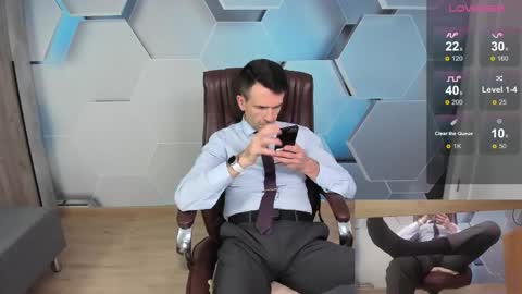 Steve online show from February 4, 11:49 am