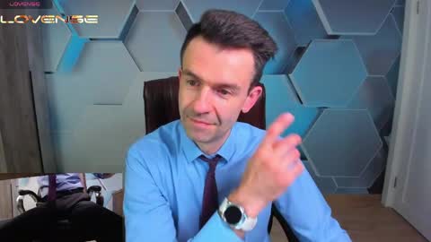 Steve online show from June 2, 3:40 am