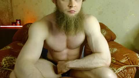 Valentino Hard online show from November 19, 5:40 am