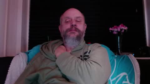 MrLazy online show from February 9, 6:34 pm