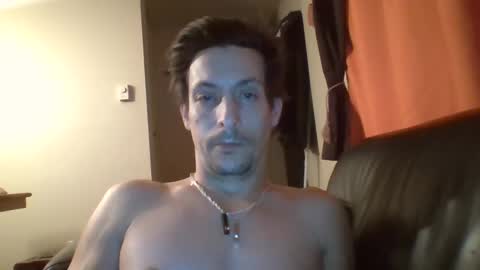 hardwoodqc online show from December 18, 5:04 am