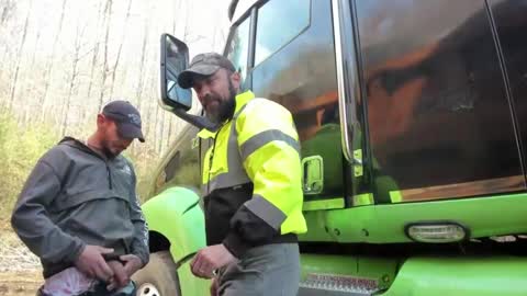 hardworkertn online show from March 31, 6:53 pm