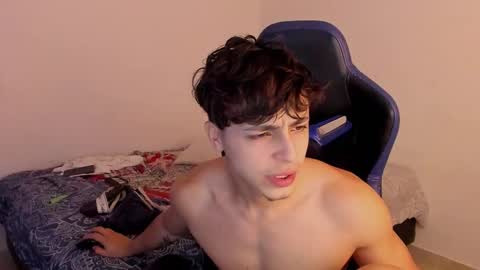 harry_p01 online show from November 9, 4:11 pm