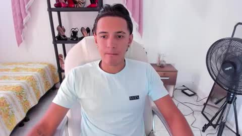 Hayen Boy online show from November 1, 7:18 pm