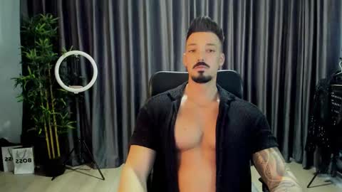 HaydenSpears online show from February 1, 8:02 am