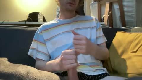 hchappel19 online show from March 15, 5:48 am