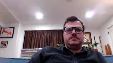 Snapshot of heartofadog604 chatting on January 7, 2:01 am MT online show from January 7, 2:01 am