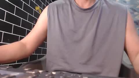 Snapshot of heaven_steven chatting on September 17, 7:20 am Steven online show from September 17, 7:20 am