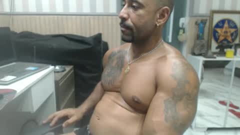 Snapshot of hebertgomes chatting on February 27, 11:04 pm hebertgomes online show from February 27, 11:04 pm