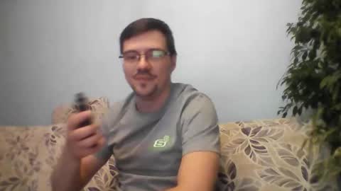 hedineko online show from February 6, 2:58 pm