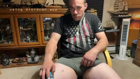 xxScubaStevexx online show from May 8, 3:51 am