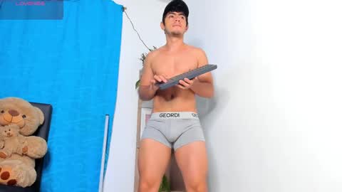 alan y zack online show from November 17, 1:58 pm