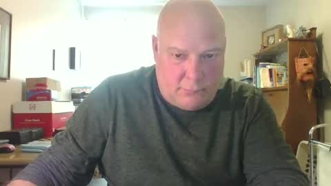 helloforfun111 online show from May 31, 7:59 pm