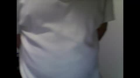 Snapshot of helopilot01 chatting on October 21, 12:25 am helopilot01 online show from October 21, 12:25 am
