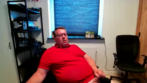 henrikrp1971 online show from June 2, 3:57 pm