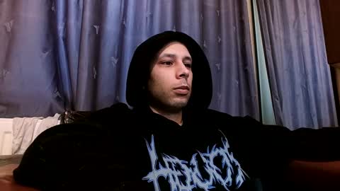Snapshot of henryaxe chatting on January 14, 10:06 am HenryAxe online show from January 14, 10:06 am