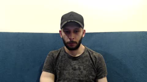 Snapshot of henryaxe chatting on March 6, 8:41 am HenryAxe online show from March 6, 8:41 am
