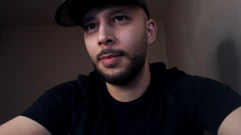 HenryAxe online show from November 4, 10:55 pm