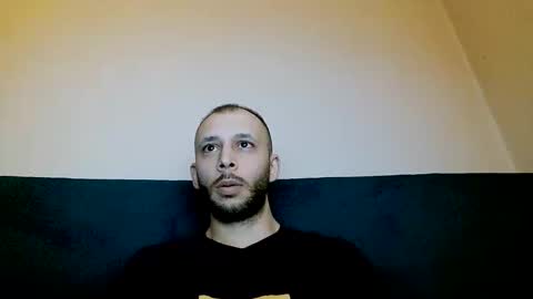 Snapshot of henryaxe chatting on February 15, 11:16 pm HenryAxe online show from February 15, 11:16 pm