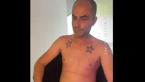 hexluv32 online show from May 28, 1:42 pm