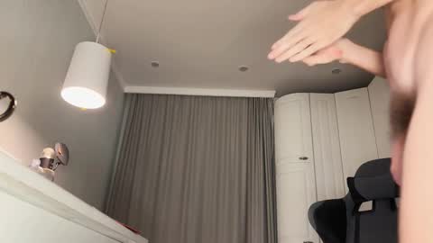 Arnold online show from November 19, 3:12 pm