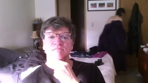 hg99too online show from November 4, 4:30 pm