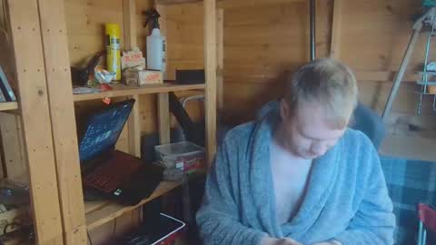 H Dawg online show from March 25, 9:57 am