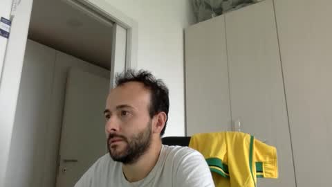 Snapshot of hhombre chatting on September 26, 12:36 pm hhombre online show from September 26, 12:36 pm