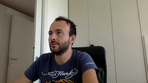 Snapshot of hhombre chatting on September 25, 8:35 am hhombre online show from September 25, 8:35 am