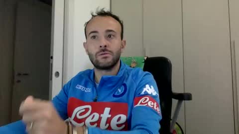 Snapshot of hhombre chatting on October 23, 8:07 am hhombre online show from October 23, 8:07 am