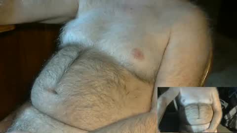 Snapshot of higgins11 chatting on December 23, 2:13 am higgins11 online show from December 23, 2:13 am