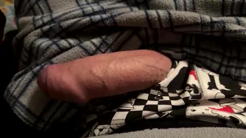 higradez online show from November 27, 7:45 am