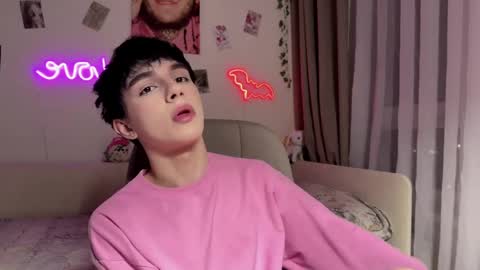 twinkvadusha online show from April 11, 5:05 pm